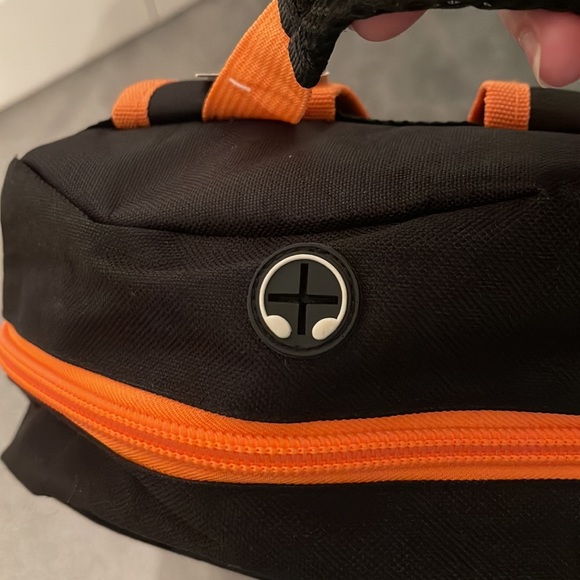 Canvas Backpack - Picture 3 of 5